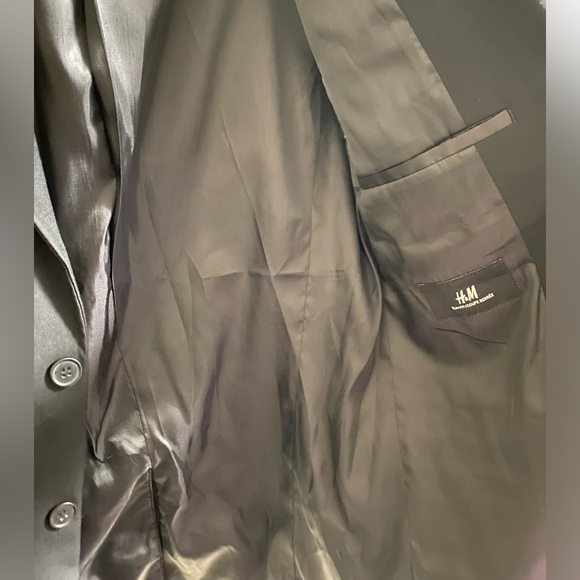 H&M Men’s Black 3-Piece Suit Set - Picture 2 of 7